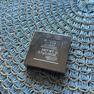 Burberry eye color wet and dry silk shadow 204 mulberry